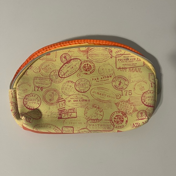 Ipsy Cosmetics Bag - Picture 3 of 11